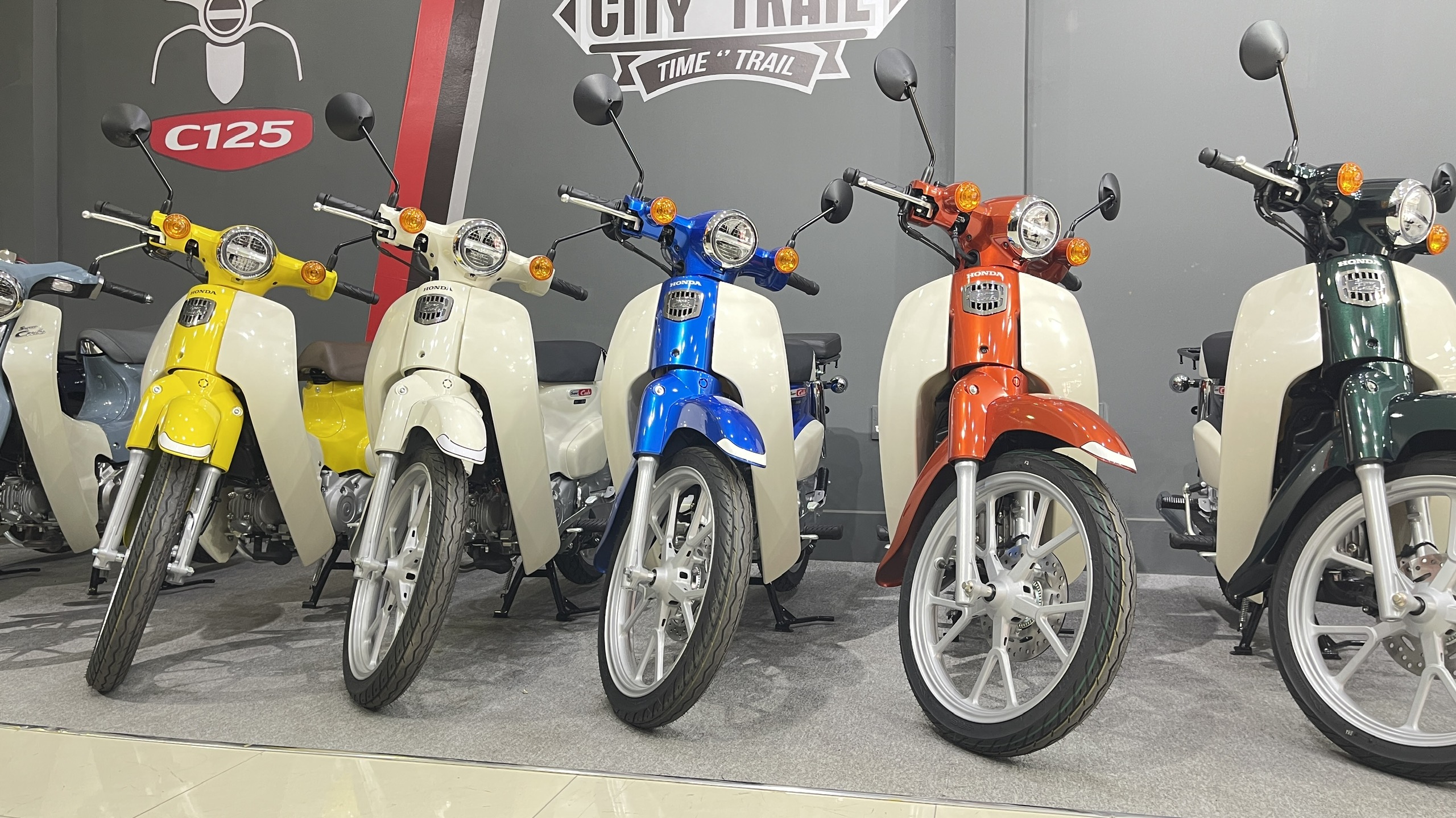Honda Super Cub 110 ABS, Made In Japan, NK Chính Hãng, Hiếm tại Hồ Chí Minh