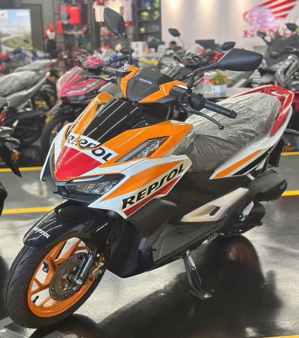 Honda Vario160 Repsol Edition, Giới hạn 2.000 xe, NK Malaysia tại Hồ Chí Minh