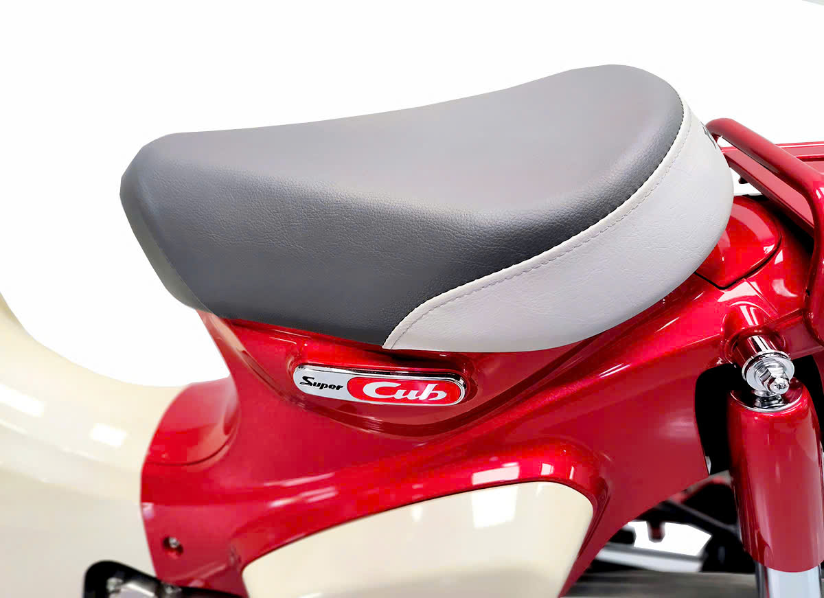 Honda Super C125 ABS, Nhập Nhật, Chính Hãng Màu Đỏ Cuối Cùng tại Hồ Chí Minh