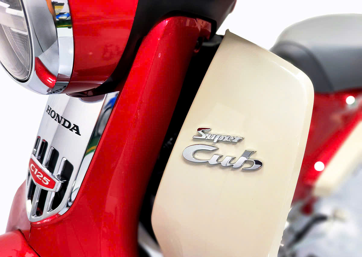Honda Super C125 ABS, Nhập Nhật, Chính Hãng Màu Đỏ Cuối Cùng tại Hồ Chí Minh