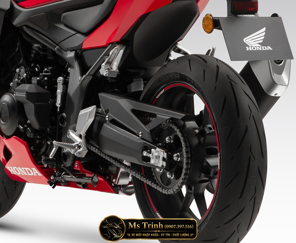Gắp sau và bánh xe Honda CBR500R FOUR 2026