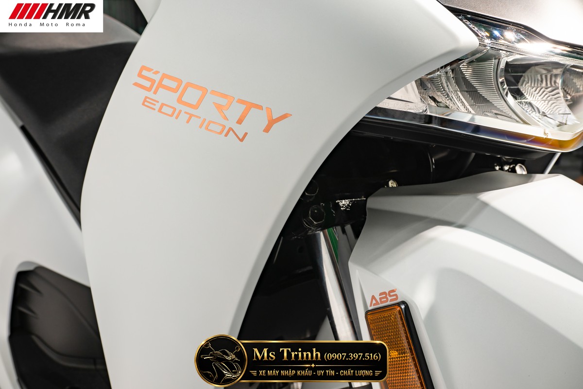 Chi tiết dàn áo trước Honda SH350i Sporty nhập khẩu Ý 2026 với phong cách đầy cuốn hút