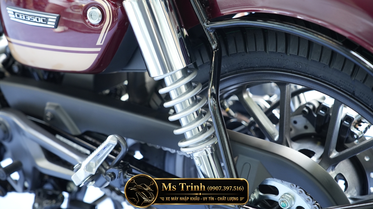 Phuộc sau Honda CB350C Special Edition mạ chrome sáng bóng mang cảm giác cao cấp nổi bật