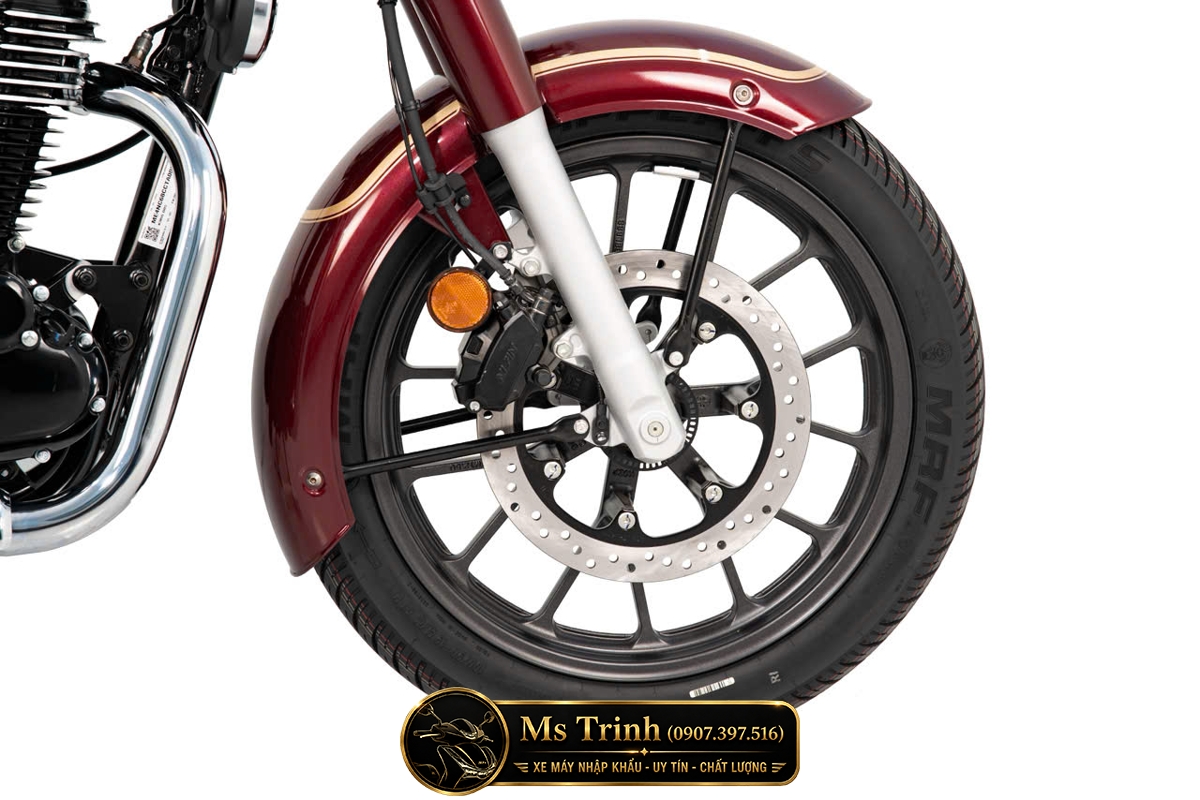 Cận cảnh hệ thống phanh trước Honda CB350C Special Edition với đĩa thắng kích thước lớn
