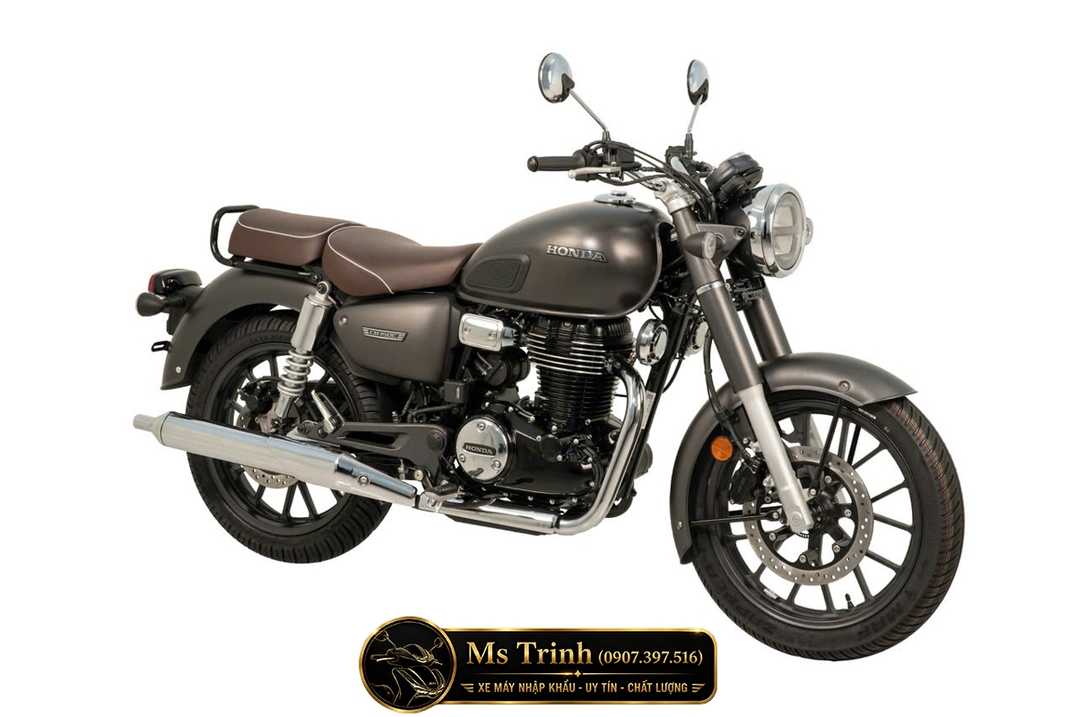Honda CB350C Pro màu đen nhám 2026 sở hữu thiết kế cổ điển mạnh mẽ đầy nam tính