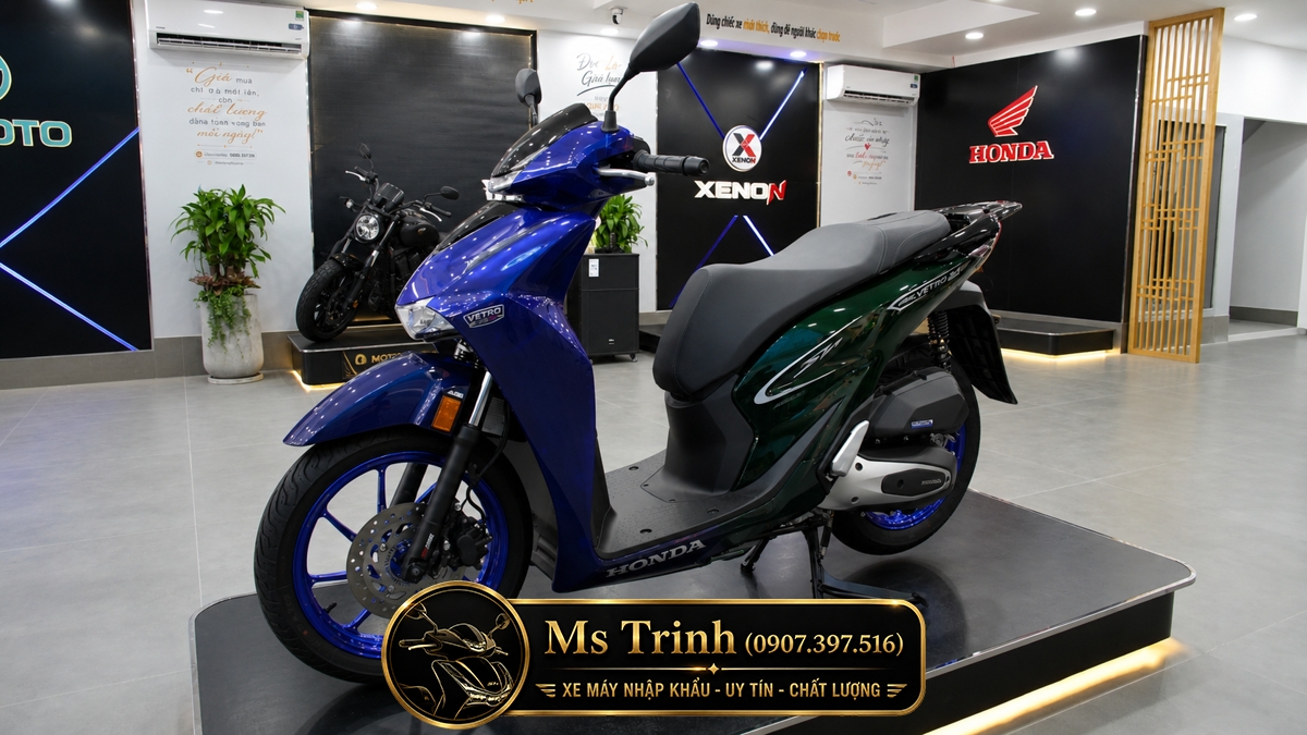 Mặt trước Honda SH150i Super Vetro sử dụng sắc xanh Blue Sapphire