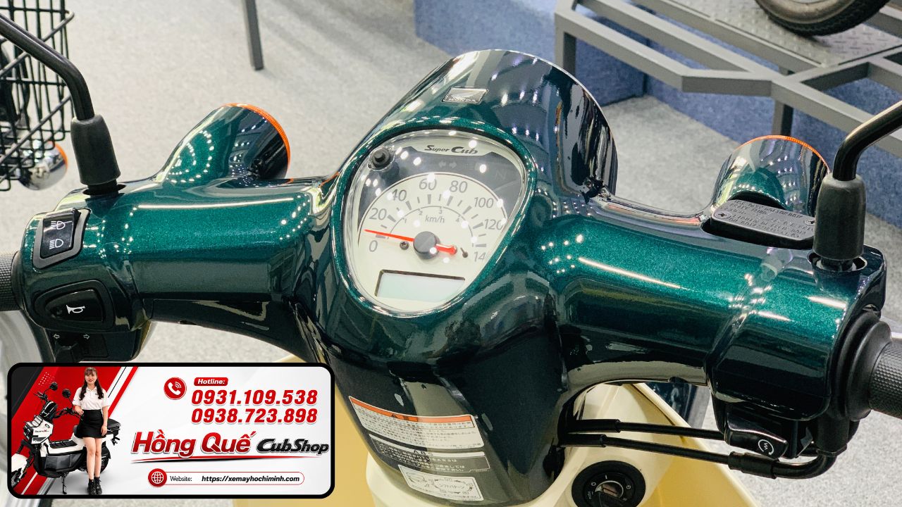 Honda Super Cub 110 ABS màu xanh nhớt nhập nội địa Nhật