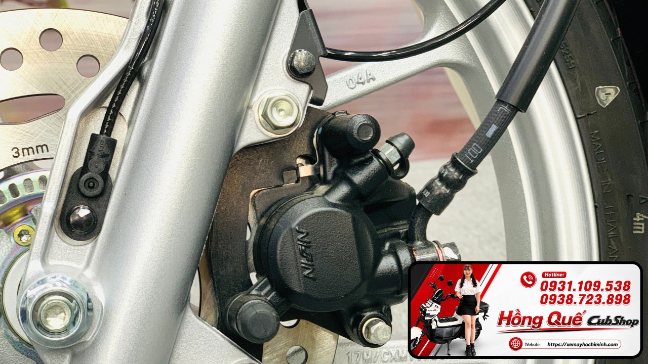 Honda Super Cub 110 ABS màu xanh nhớt nhập nội địa Nhật