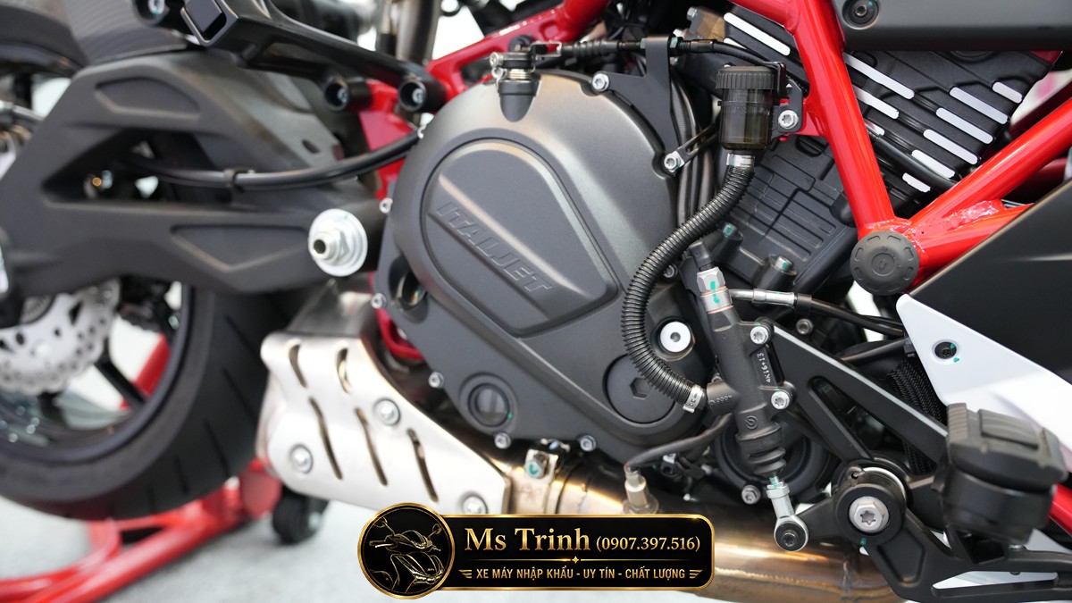 Động cơ Italjet Dragster 700 Twin Premium Edition 700cc hai xi lanh mạnh mẽ chuẩn hyper scooter Ý