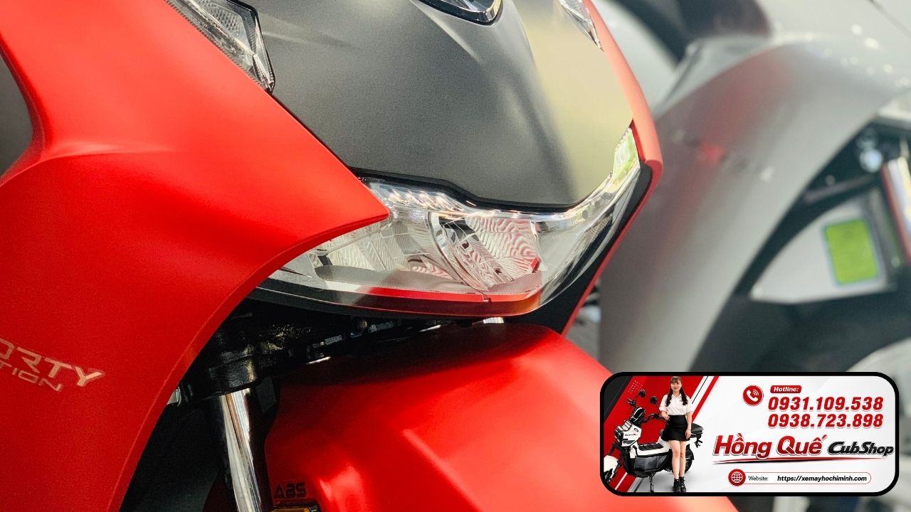 Honda SH150 Ý 2026 màu đỏ Sporty New Concept