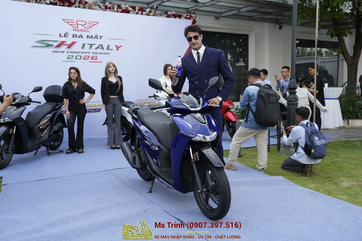 SH150i Vetro Blue 2026 tại sơ kiện ra mắt ở Việt Nam