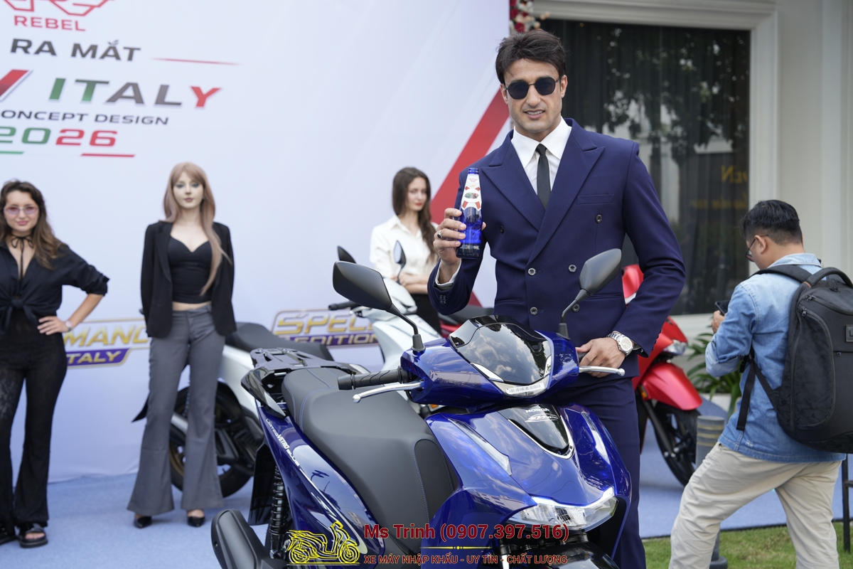 Tổng thể Honda SH150 Vetro Blue 2026 thiết kế sang trọng hiện đại