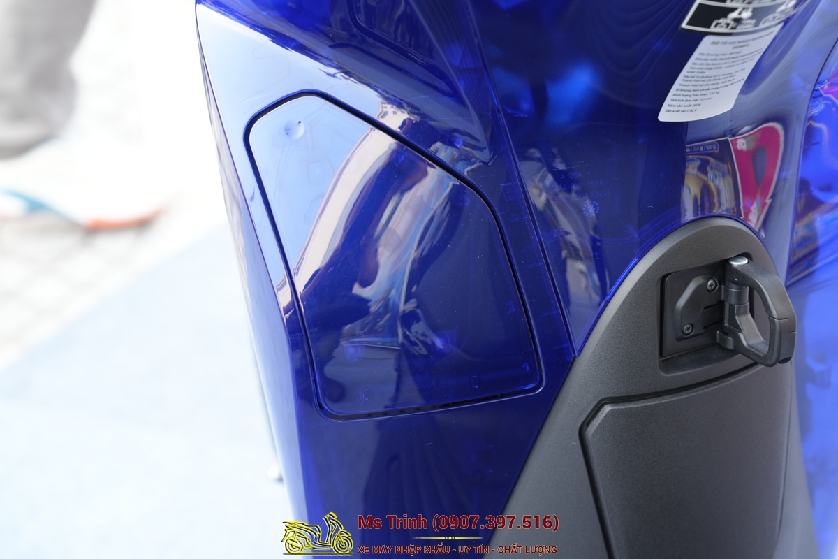 Honda SH150 Vetro Blue 2026 Limited Edition - Siêu phẩm SH Ý dàn áo trong suốt giới hạn toàn cầu