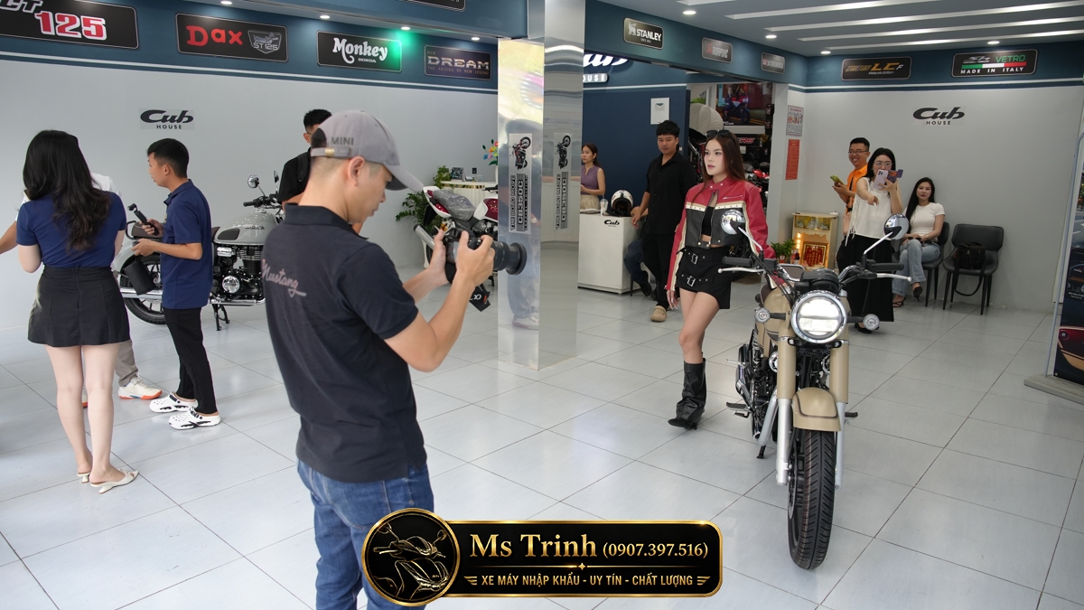 Mẫu Honda CB350C Special Edition 2026 nổi bật với thiết kế roadster cổ điển đầy cuốn hút
