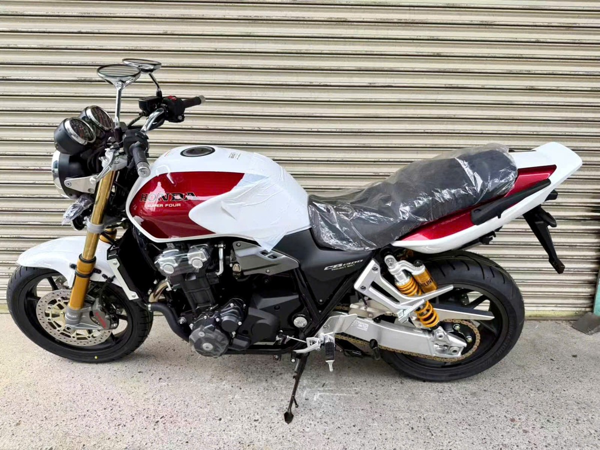 CB1300SP Final Edition còn được Honda trang bị nhiều công nghệ tiên tiế