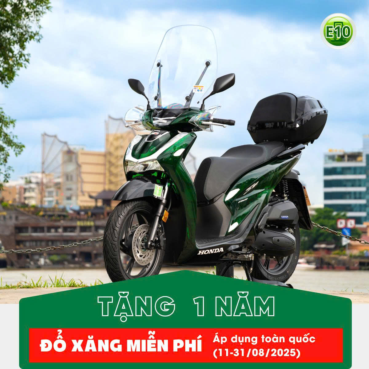 Tặng 1 năm đổ xăng miễn phí